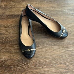 Tory Burch Black Leather Dressy Flats US 7, Excellent Condition, lightly worn